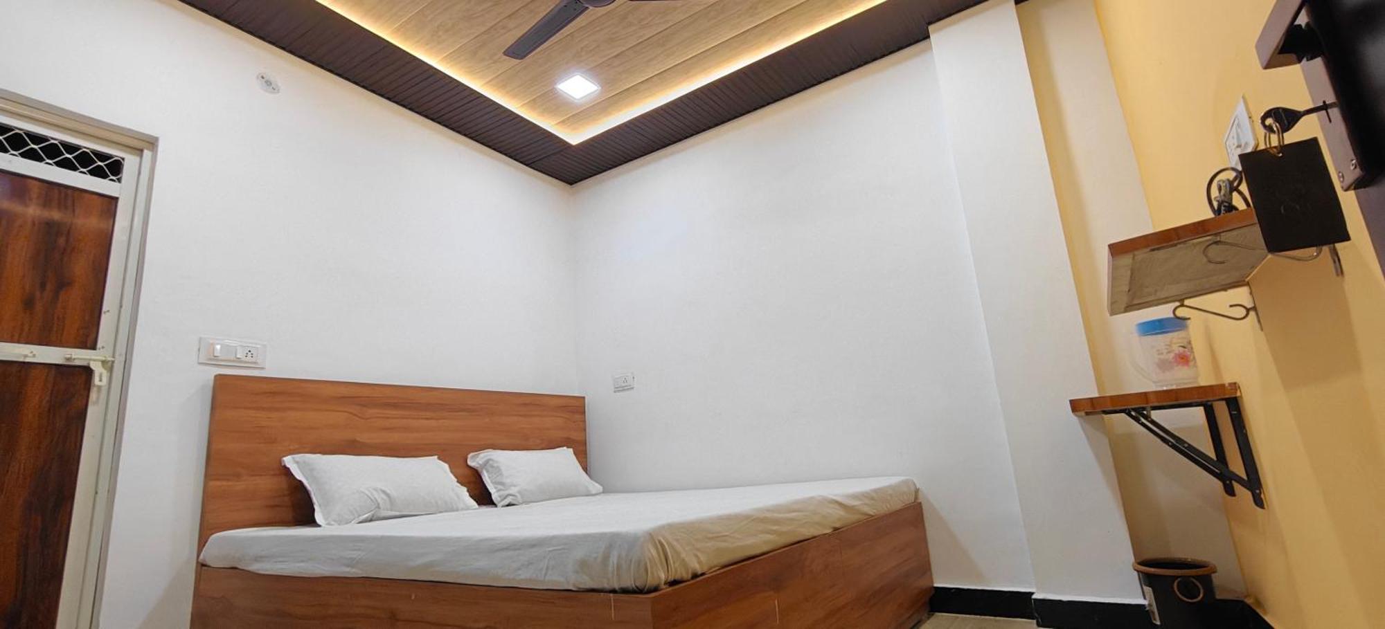 Hotel Mashaal- A Light Lit By Vidhata Jhansi Exterior photo